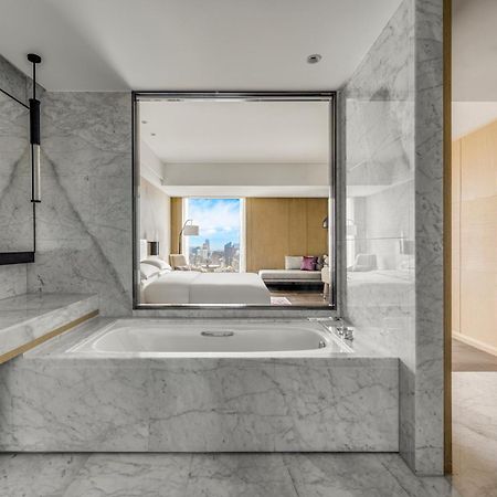 Kaohsiung Marriott Hotel Exterior foto Bathroom