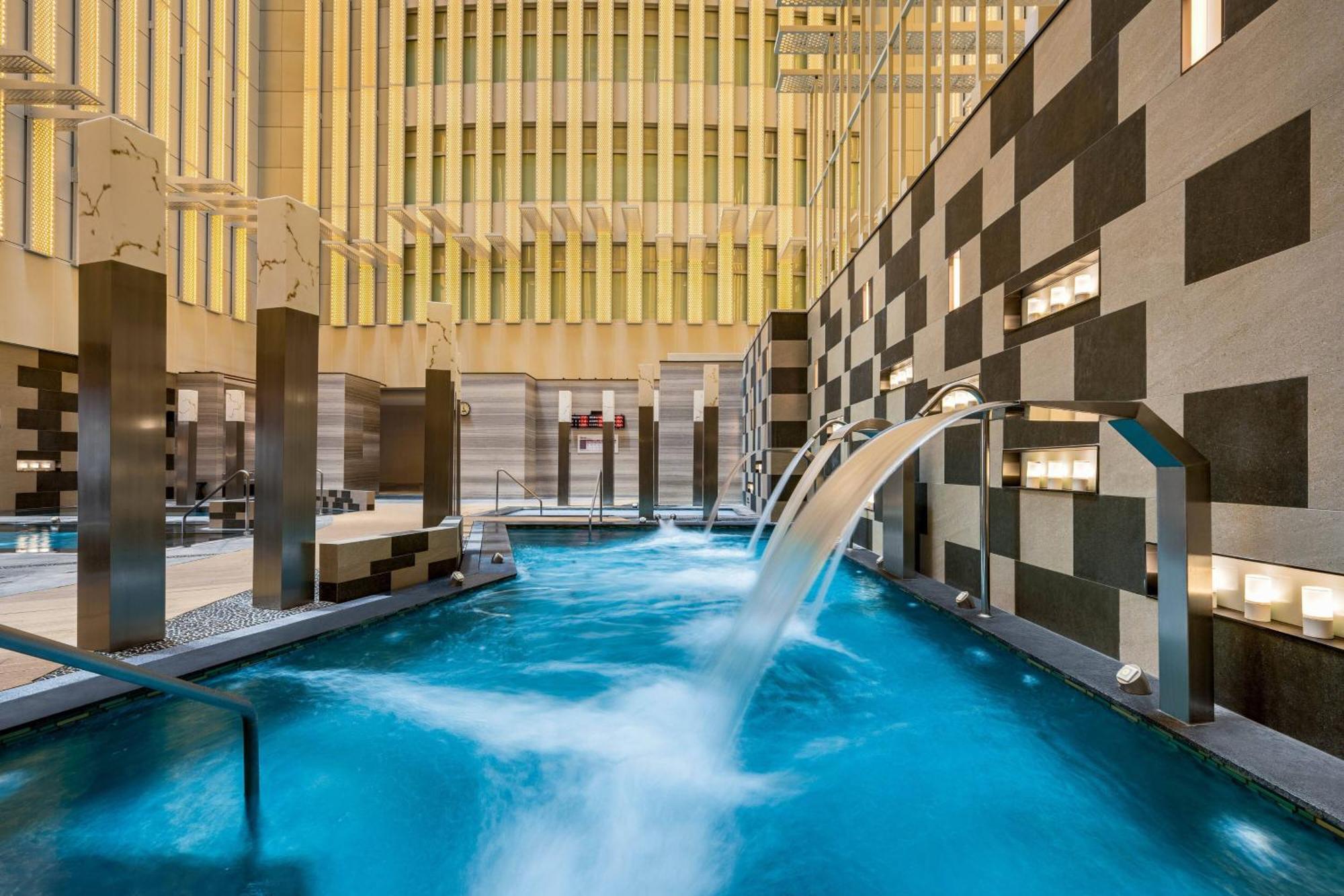 Kaohsiung Marriott Hotel Exterior foto The Spa at Encore